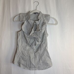 Women’s Express Design Studio Black White Ruffle Top Size XXS Preowned